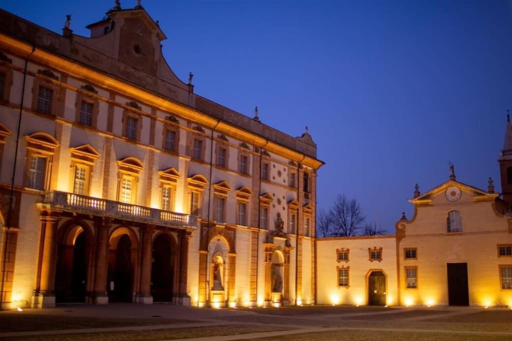 Jacuzzi Apartment In Italian Villa, Wi-Fi & Garden Sassuolo - Maranello Casalgrande المظهر الخارجي الصورة