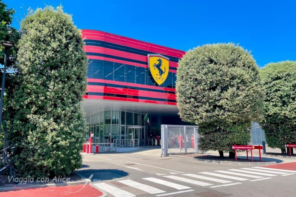 Jacuzzi Apartment In Italian Villa, Wi-Fi & Garden Sassuolo - Maranello Casalgrande المظهر الخارجي الصورة