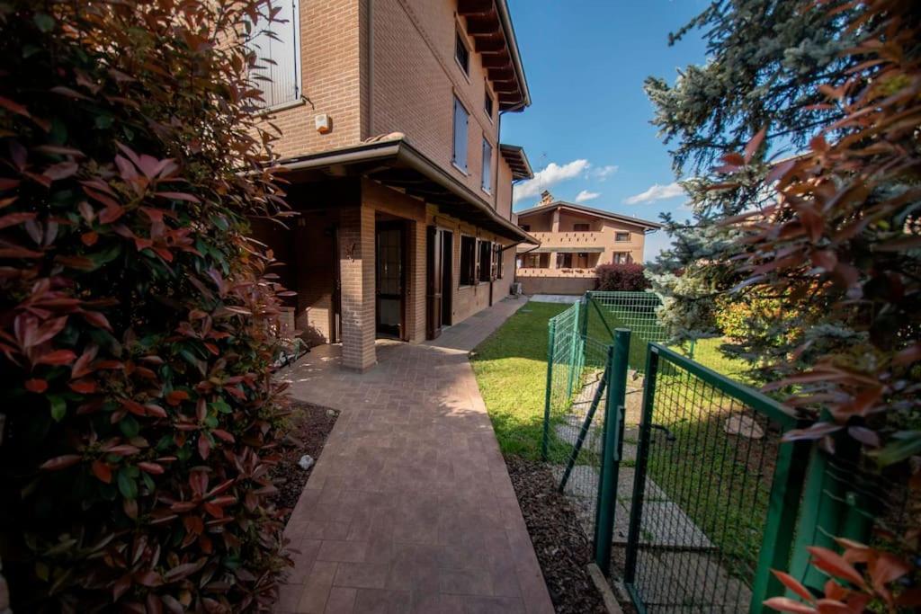 Jacuzzi Apartment In Italian Villa, Wi-Fi & Garden Sassuolo - Maranello Casalgrande المظهر الخارجي الصورة