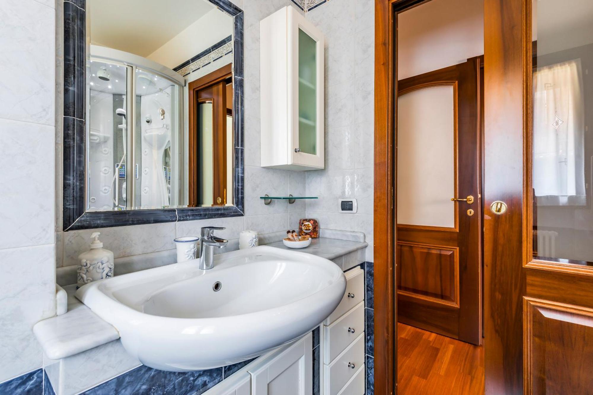 Jacuzzi Apartment In Italian Villa, Wi-Fi & Garden Sassuolo - Maranello Casalgrande المظهر الخارجي الصورة