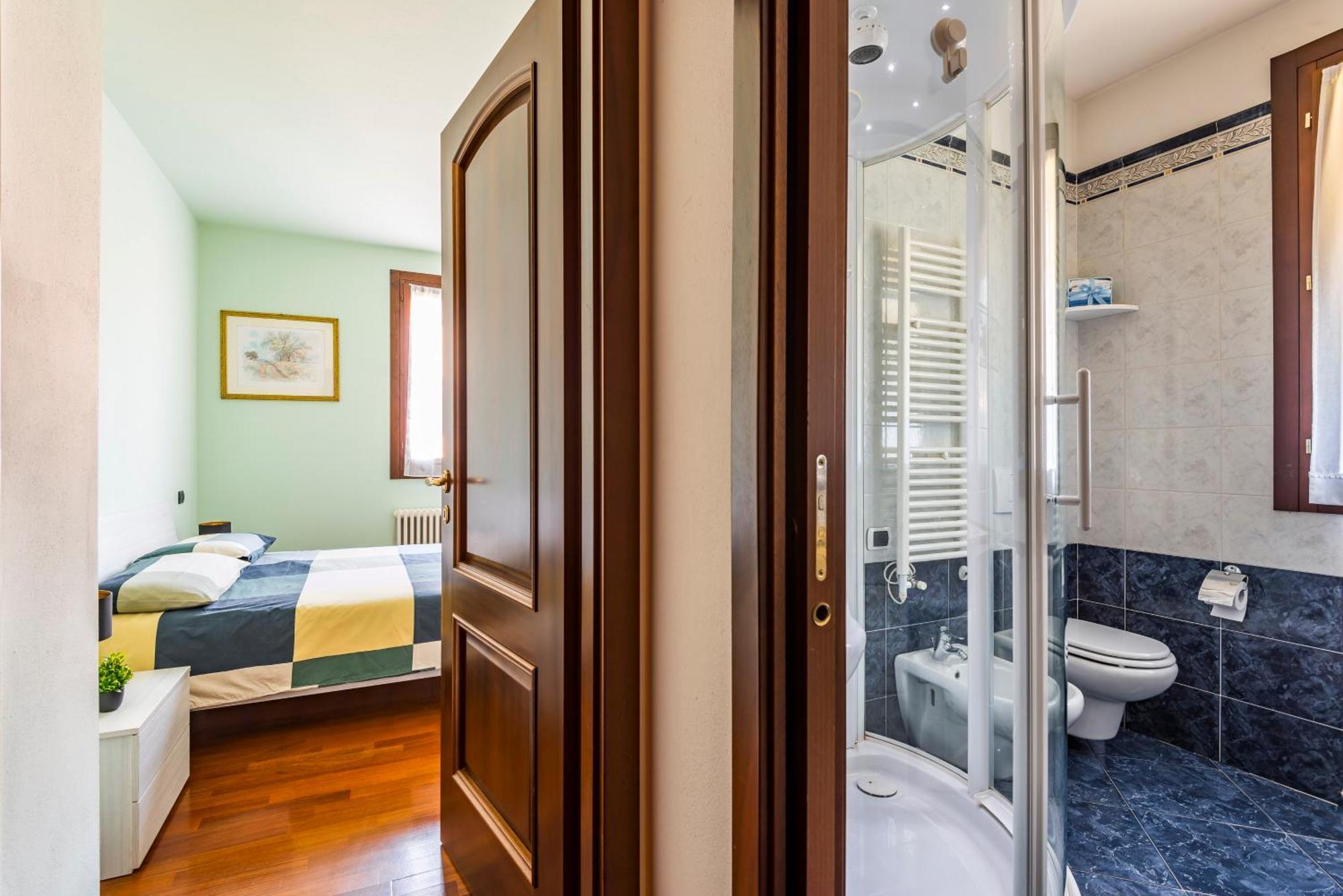 Jacuzzi Apartment In Italian Villa, Wi-Fi & Garden Sassuolo - Maranello Casalgrande المظهر الخارجي الصورة