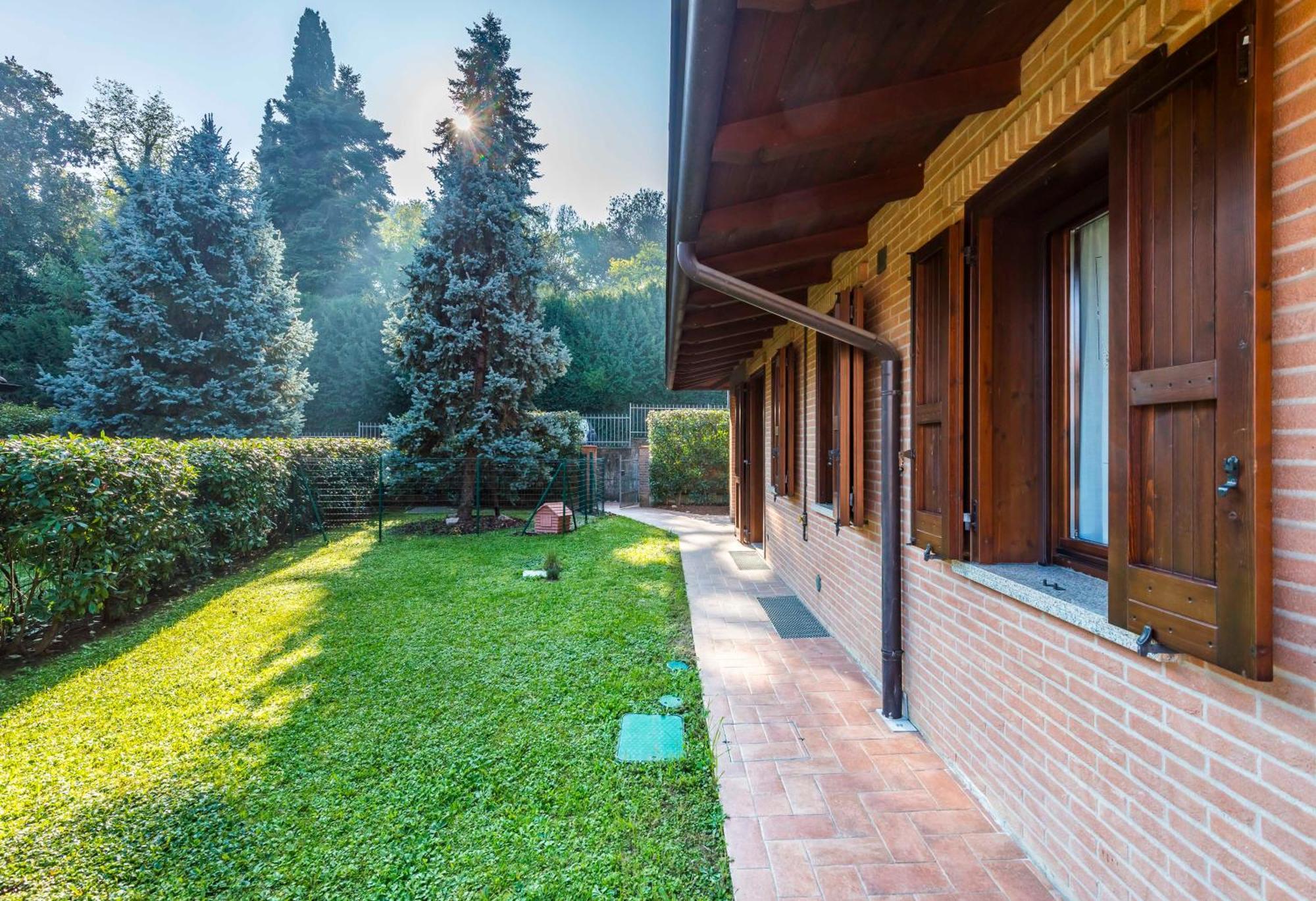 Jacuzzi Apartment In Italian Villa, Wi-Fi & Garden Sassuolo - Maranello Casalgrande المظهر الخارجي الصورة