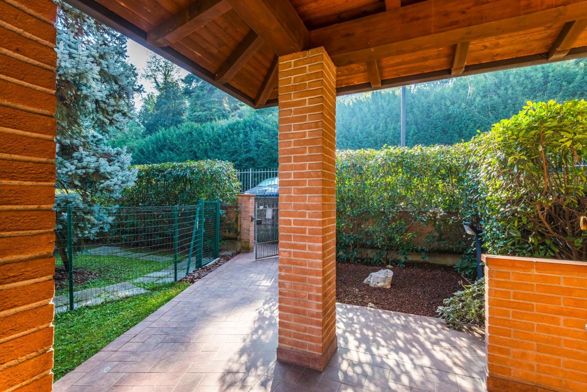 Jacuzzi Apartment In Italian Villa, Wi-Fi & Garden Sassuolo - Maranello Casalgrande المظهر الخارجي الصورة